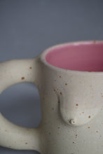 Load image into Gallery viewer, CREAM FRECKLE & PINK TIT-TEA