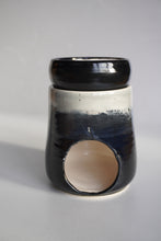 Load image into Gallery viewer, BLACK & GREY WAX BURNER